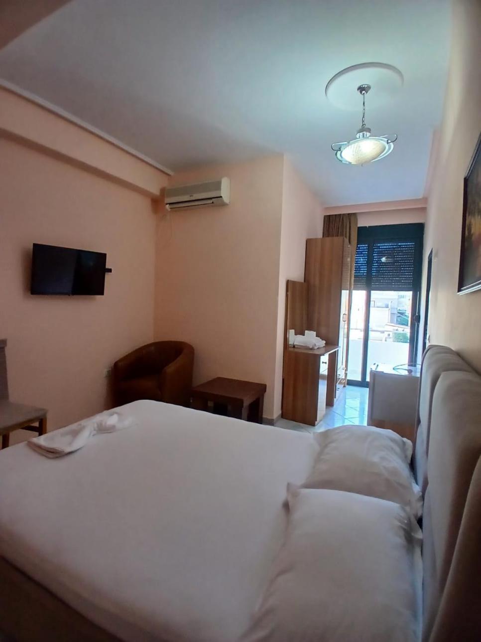 Hotel Rossi Vlorë 외부 사진